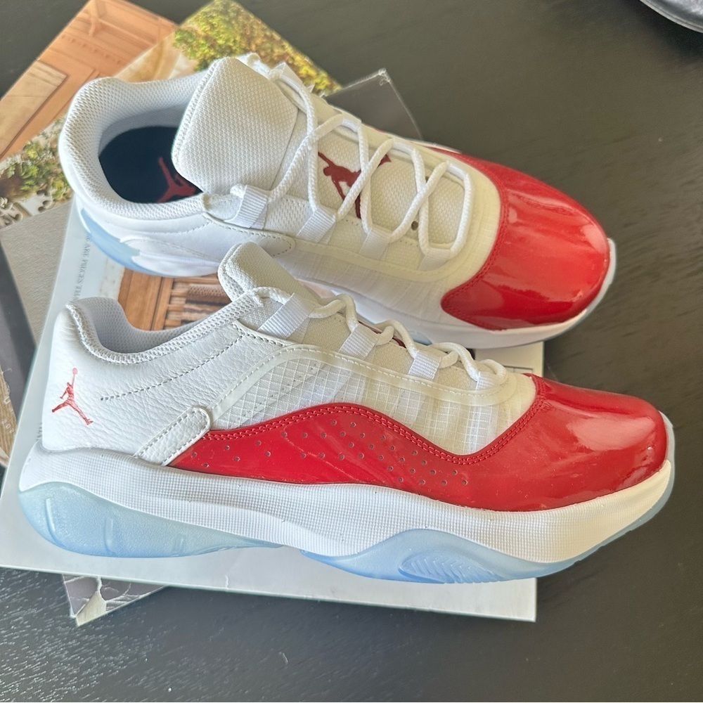 Nike 11 comfort low chrrry red white sneakers shoes authentic brand new - Picture 7 of 8